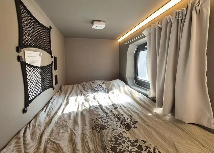 Eazy-Bed Norway'S Smallest Hotel